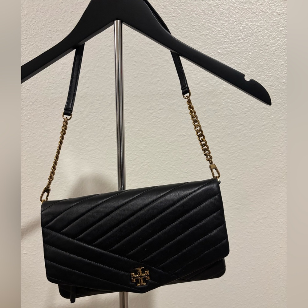 TORY BURCH Kira chevron quilted black shoulder handbag with gold chain strap